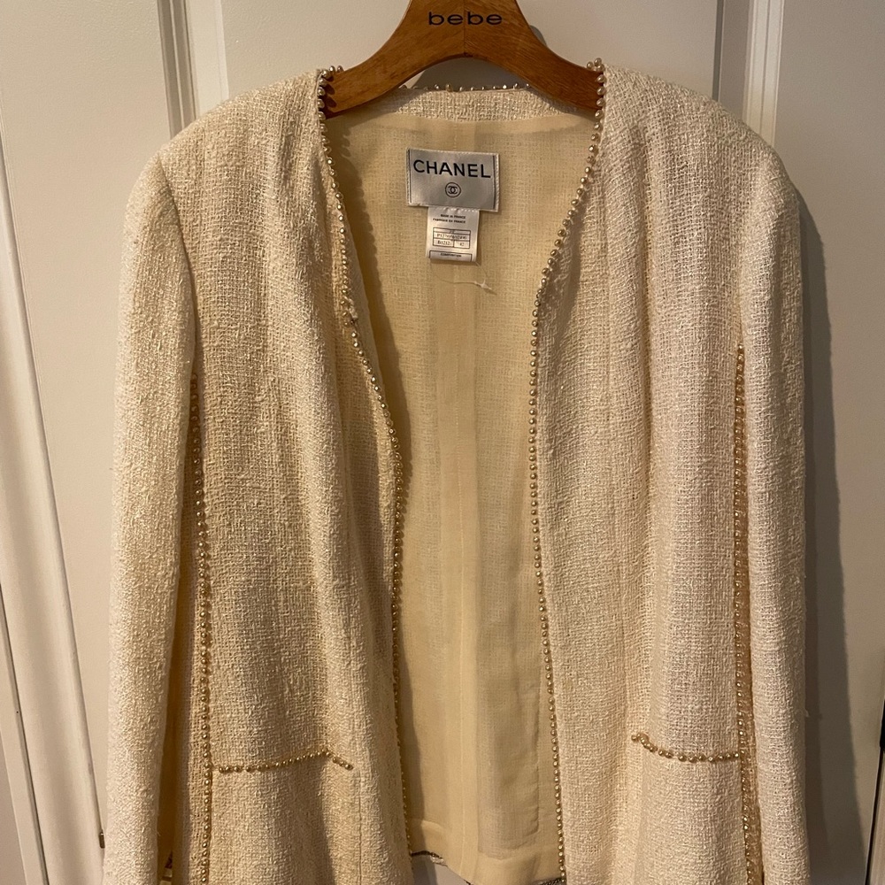Off-white Chanel sweater